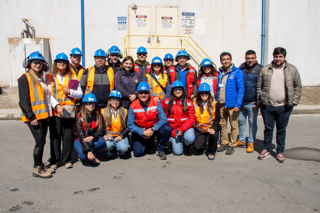 /delegacion-argentina-visito-puerto-y-planta-desalinizadora-del-distrito