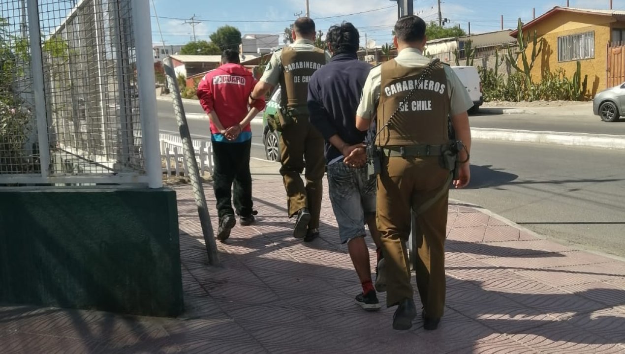 /detienen-a-dos-sujetos-y-recuperan-especies-robadas-tras-violento-robo-en