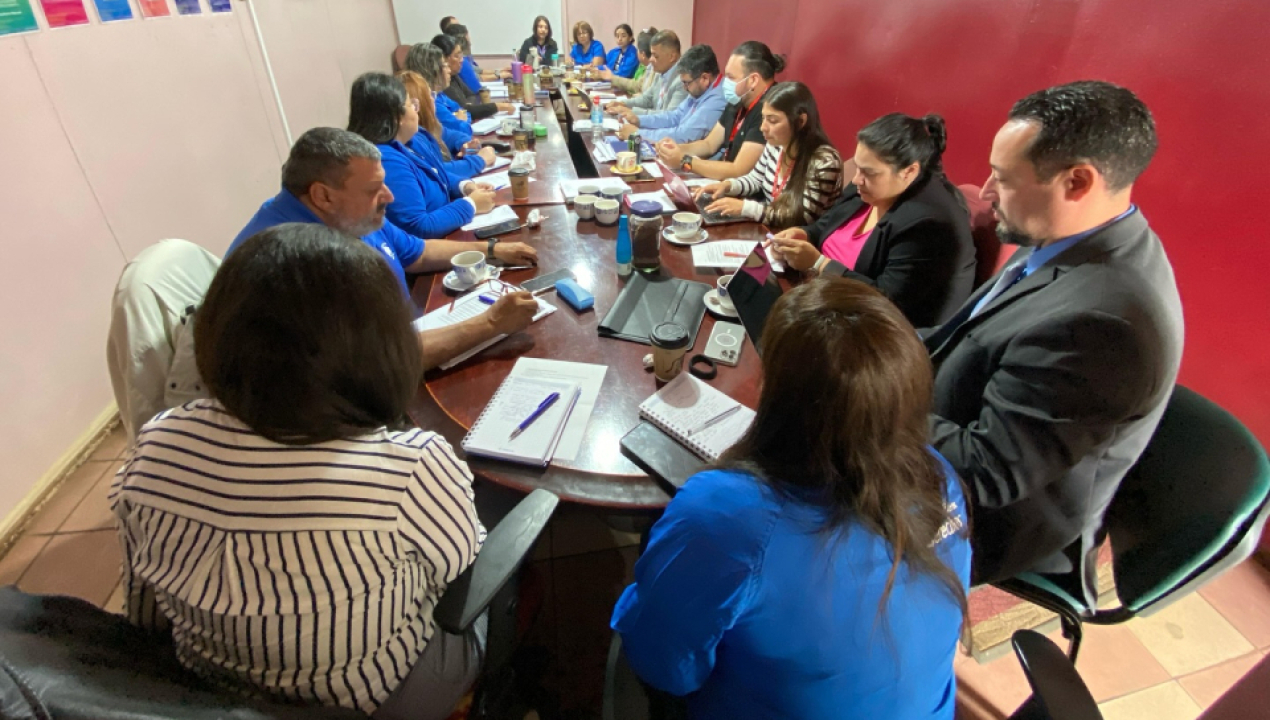/lebu/fenpruss-se-reune-con-directivos-del-servicio-de-salud