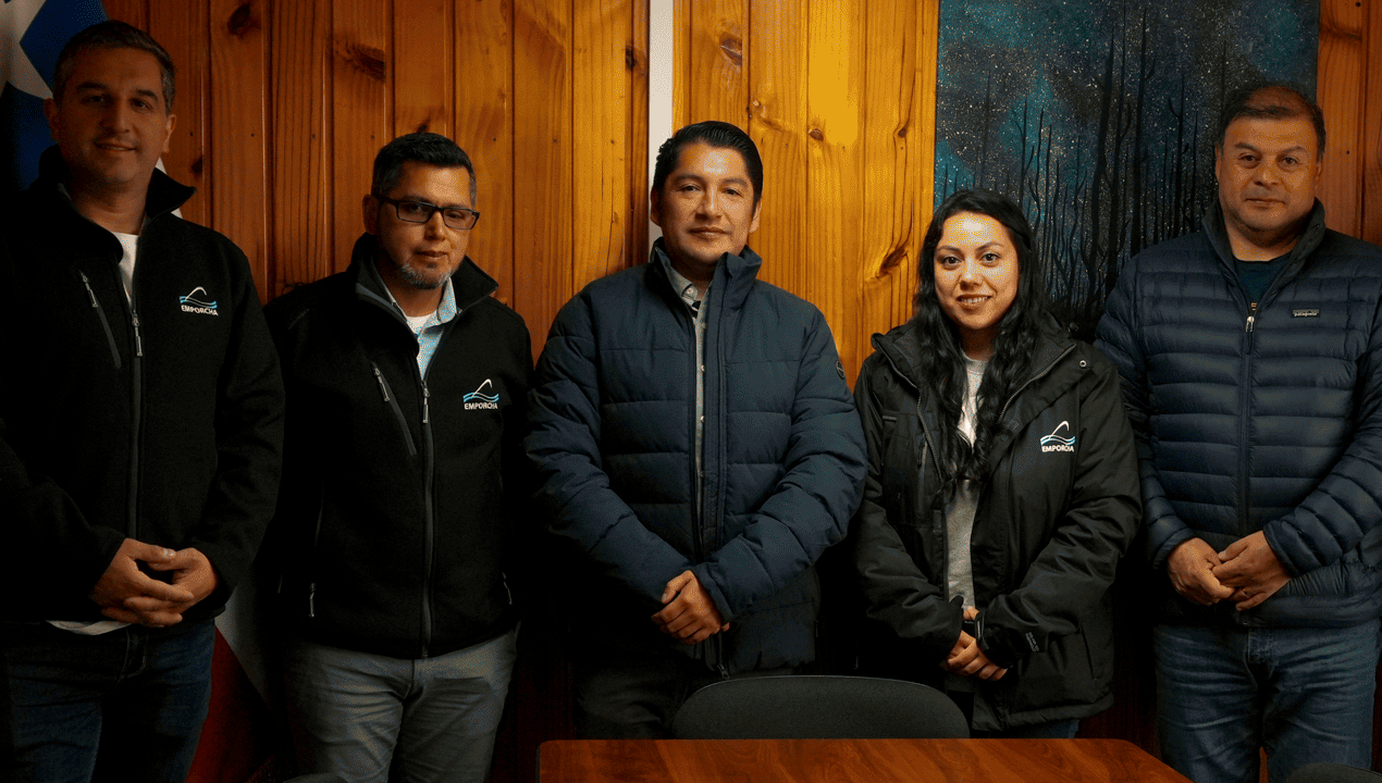 /emporcha-refuerza-presencia-en-melinka-y-coordina-trabajo-con-el-municipio