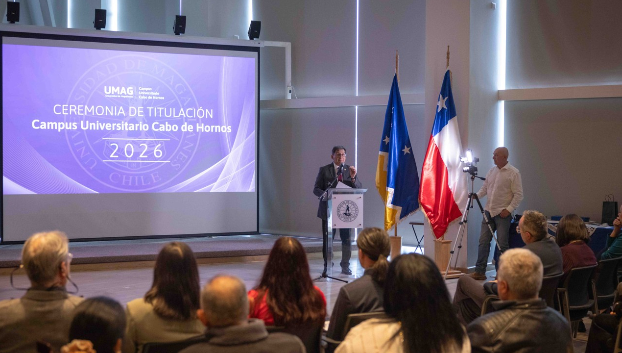 /umag-realiza-historica-primera-titulacion-en-campus-universitario-cabo-de
