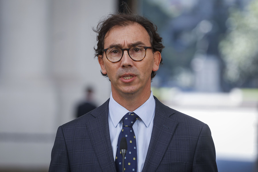 /ministro-de-educacion-no-descarta-retorno-a-clases-por-zonas-ante-avance-del-coronavirus-en-chile