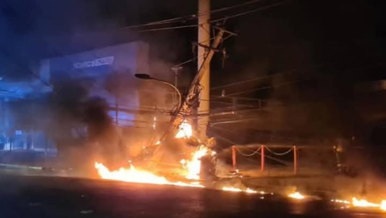 /regionales/region-del-maule/fatal-accidente-de-transito-dejo-cuatro-fallecidos-en-linares-conductor